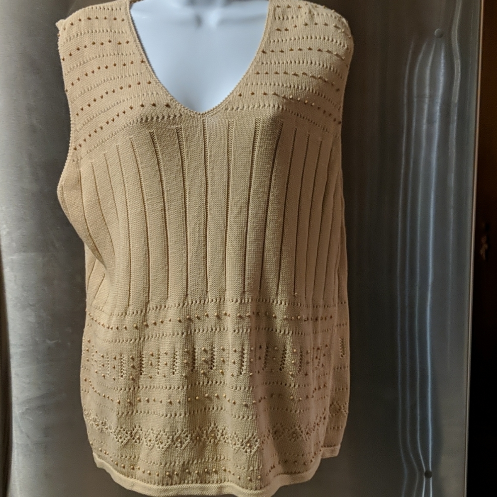 Liz Claiborne - Sleeveless Sweater